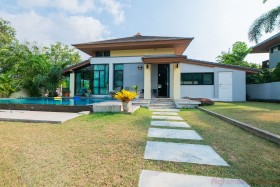 The Village Horseshoe Point House In East Pattaya