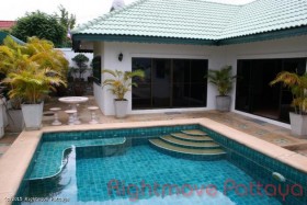 3 Beds House For Rent In East Pattaya - Paradise Hill 2