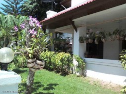 4 Beds House For Sale In Ban Amphur-Baan Hinwong