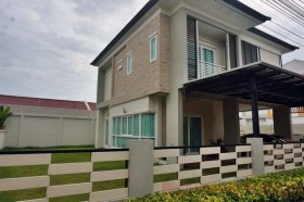 2 Beds House For Sale In East Pattaya - Patta Village