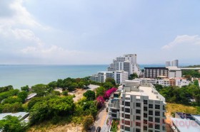 Studio Condo For Rent In Pratumnak-Cosy Beach View