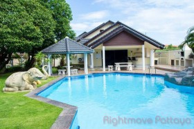5 Beds House For Sale In South Pattaya-Holiday Garden Resort