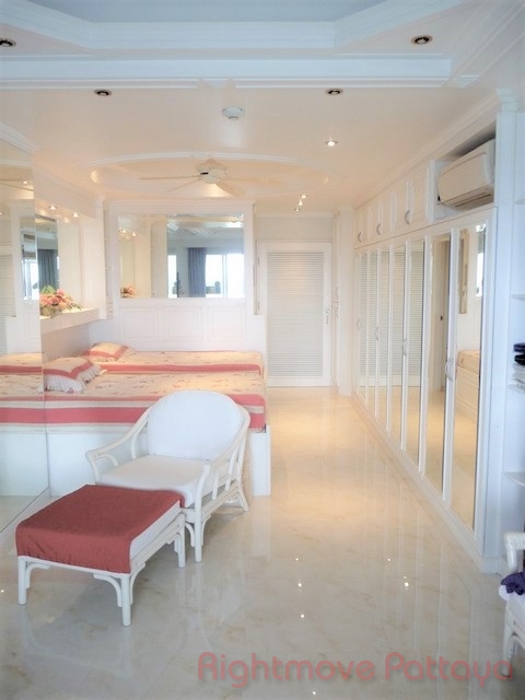 Studio Condo For Rent In Wongamat - Sky Beach for rent in Wong Amat
