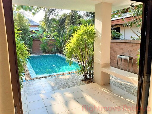 Immobilien Zum Verkauf 2 Schlafzimmer Villen Hauser Zum Verkauf In Pattaya Pattaya Thailand Immobilien Kaufen Code Hs2060 Holprop De