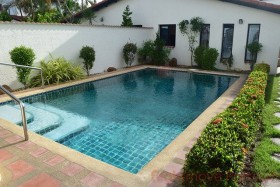 3 Beds House For Sale In East Pattaya - Mabprachan Gardens