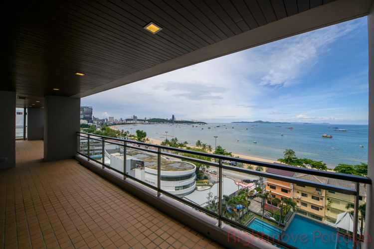4 Bed Condo For Sale In Central Pattaya - Northshore for sale in Central Pattaya