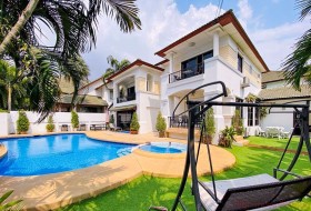 6 Beds House For Rent In East Pattaya - Central Park 4/2