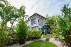 3 Beds House For Rent In East Pattaya-Patta Village