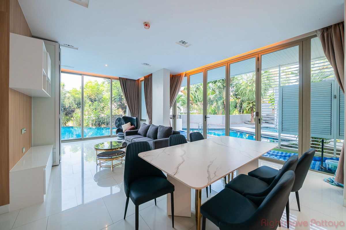 2 Bed Condo For Sale In Wongamat - The Sanctuary Wongamat for sale in Wong Amat