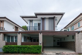 3 Beds House For Sale In East Pattaya-Patta Let