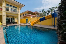 4 Beds House For Sale In Jomtien-View Point