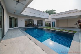 3 Beds House For Sale In East Pattaya-The Hacienda Villas