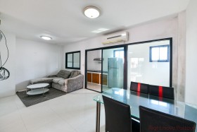 3 Beds House For Sale In Central Pattaya-Midtown Villa