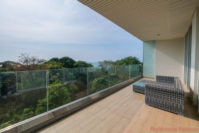 3 Beds Condo For Sale In Wongamat-The Cove Pattaya