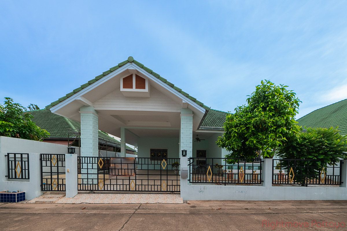3 Bed House For Sale In East Pattaya - SP 4 for sale in East Pattaya