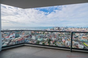 2 Beds Condo For Sale In South Pattaya - Arcadia Millenium Tower