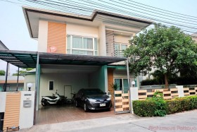 3 Beds House For Rent In East Pattaya-Patta Village