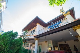 4 Beds House For Sale In North Pattaya-Not In A Village