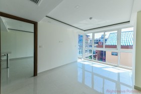 1 Bed Condo For Sale In Central Pattaya-Grand Avenue Residence
