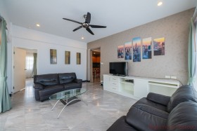 2 Beds Condo For Sale In North Pattaya - Pattaya Tower