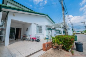 3 Beds House For Sale In East Pattaya - Suwattana Gardens