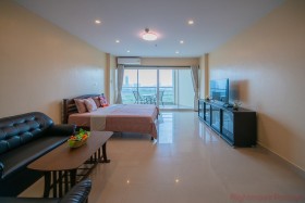 Studio Condo For Sale In Jomtien - View Talay 5 D