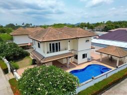 4 Beds House For Sale In East Pattaya - Lakeside Court 2