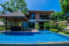 4 Beds House For Rent In East Pattaya - The Village Horseshoe Point