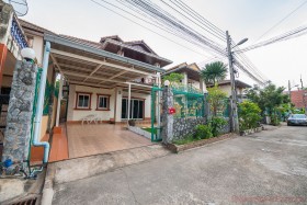 3 Beds House For Rent In North Pattaya - Oasis Park Residence