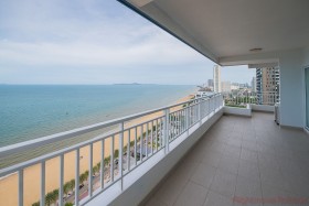 3 Beds Condo For Rent In Jomtien - Lumpini Park Beach Jomtien