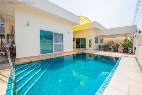 2 Beds House For Rent In Jomtien - Jomtien Condotel