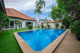 6 Beds House For Sale In Jomtien - View Talay Villas