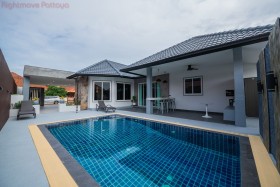 4 Beds House For Sale In East Pattaya-Pattaya Hill 2
