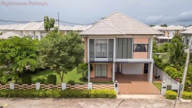 3 Beds House For Sale In East Pattaya - Patta Village