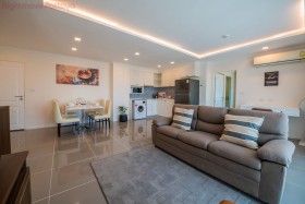 2 Beds Condo For Rent In Jomtien-The Orient Resort And Spa