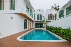 5 Beds House For Sale In Jomtien-Not In A Village
