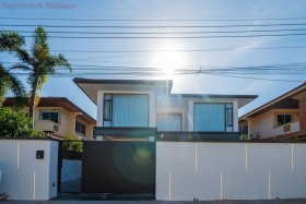 6 Beds House For Sale In Jomtien-Eakmongkol Thepprasit Rd