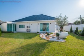3 Beds House For Sale In East Pattaya-Raviporn City Home Village