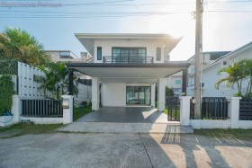 3 Beds House For Rent In East Pattaya-T.W Wanasin Home