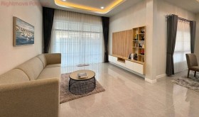 3 Beds House For Sale In East Pattaya - Not In A Village